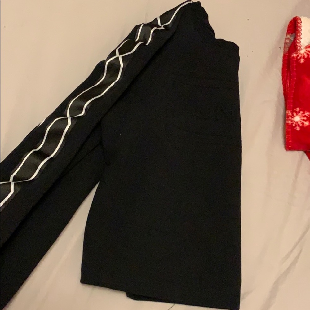 Hunter For Target Sweatshirt - Picture 4 of 5